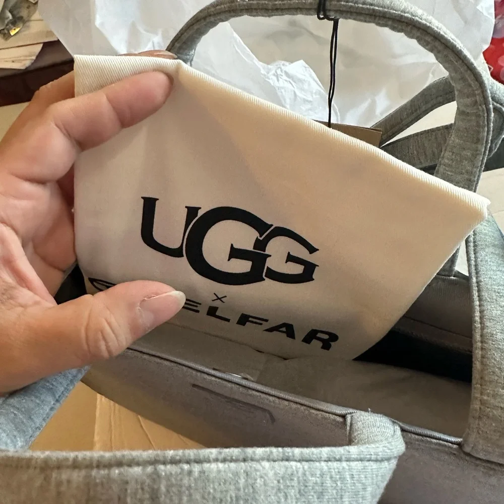 Ugg X Telfar Heather Grey Medium Fleece Shopper - Picture 9 of 9